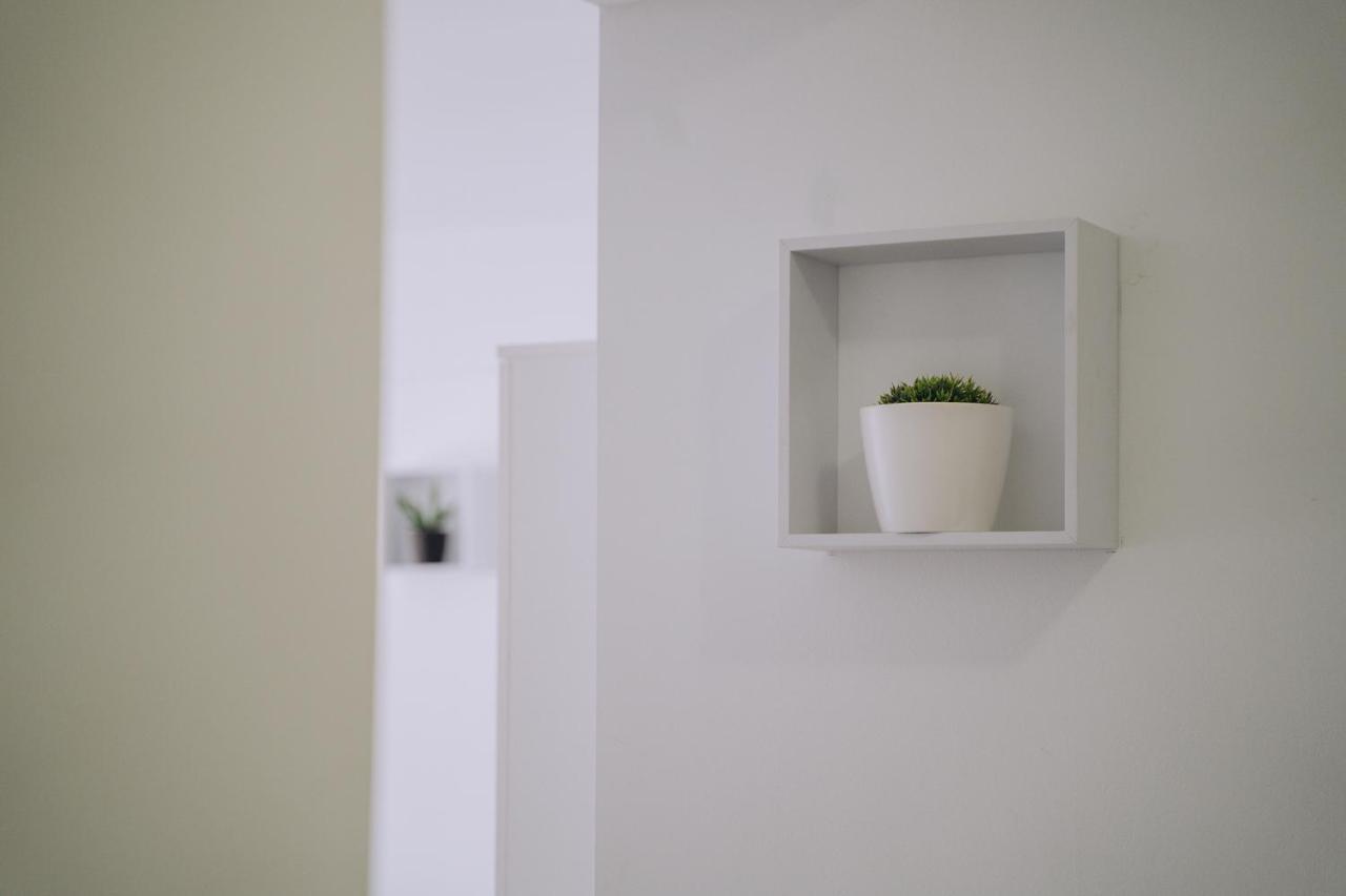 Class Deluxe Apartments Oradea Eksteriør billede