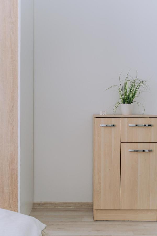 Class Deluxe Apartments Oradea Eksteriør billede